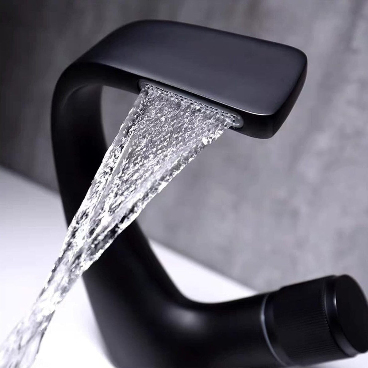 Robinet de lavabo cascade Perla