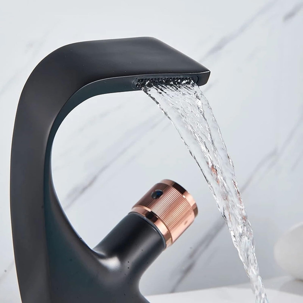 Robinet de lavabo cascade Perla