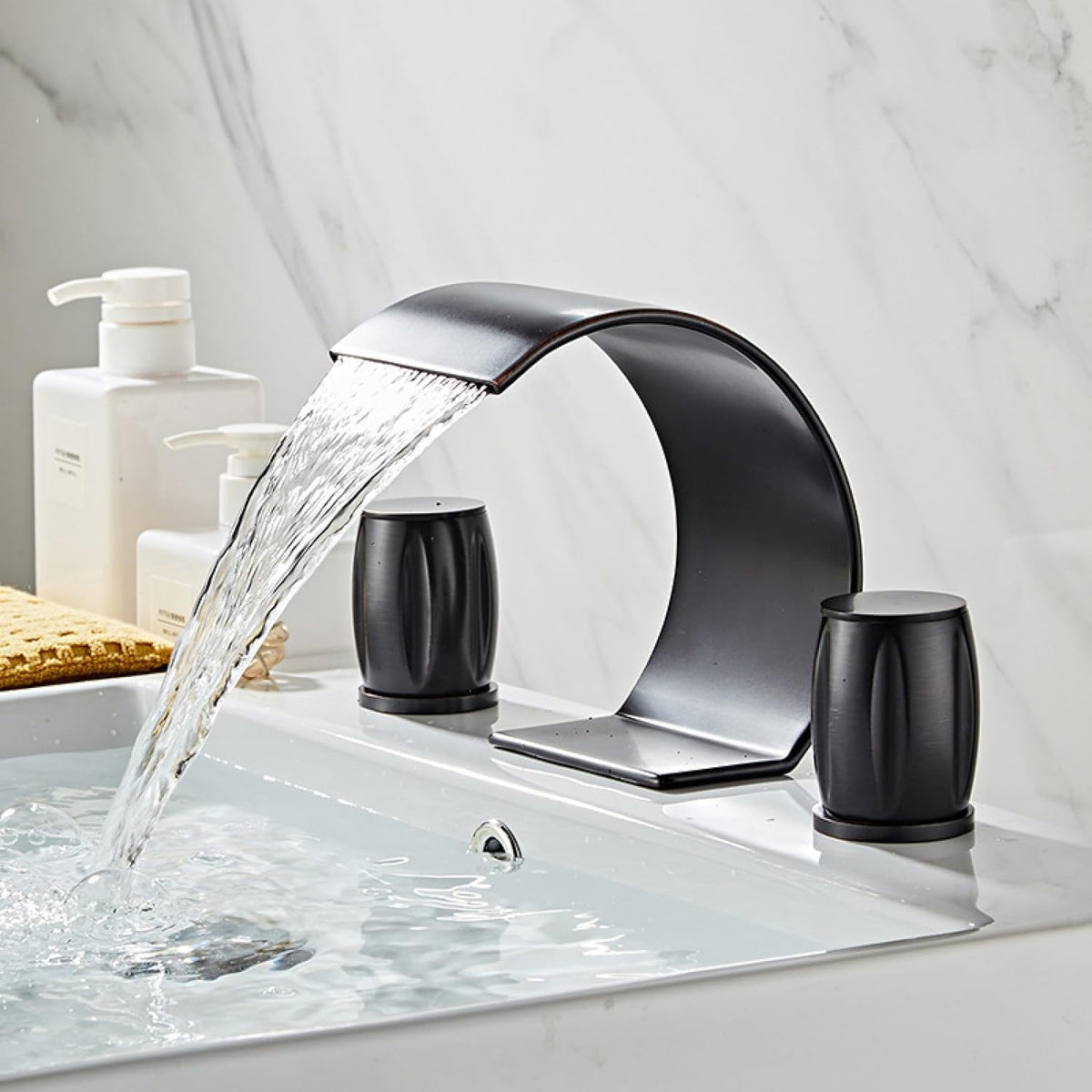Robinet de lavabo 3 trous Sirena
