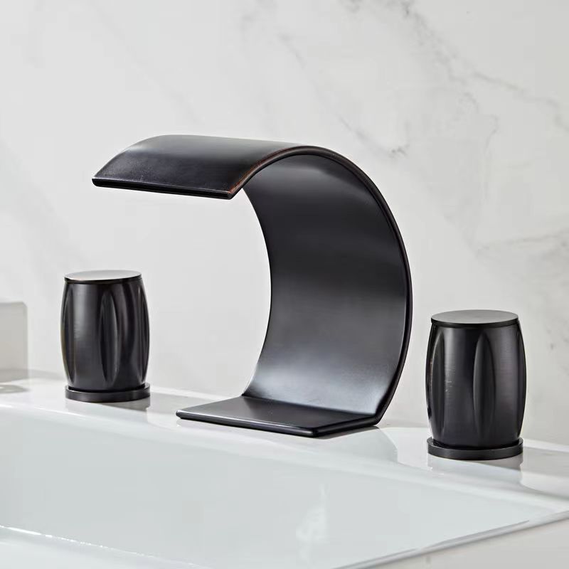 Robinet de lavabo 3 trous Sirena