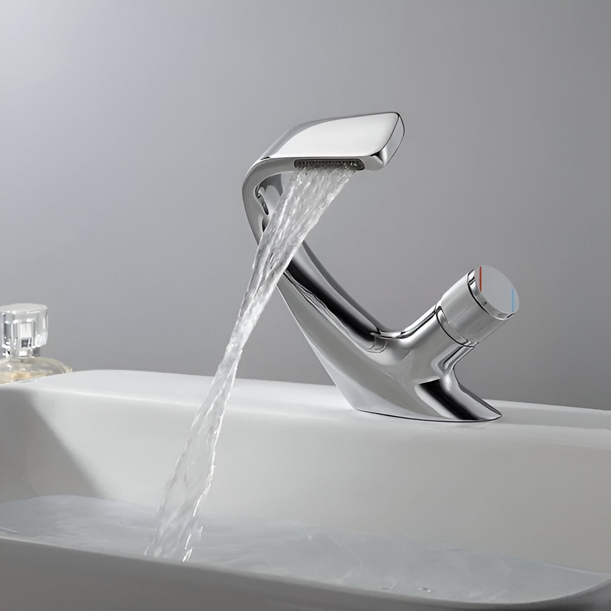 Robinet de lavabo cascade Perla