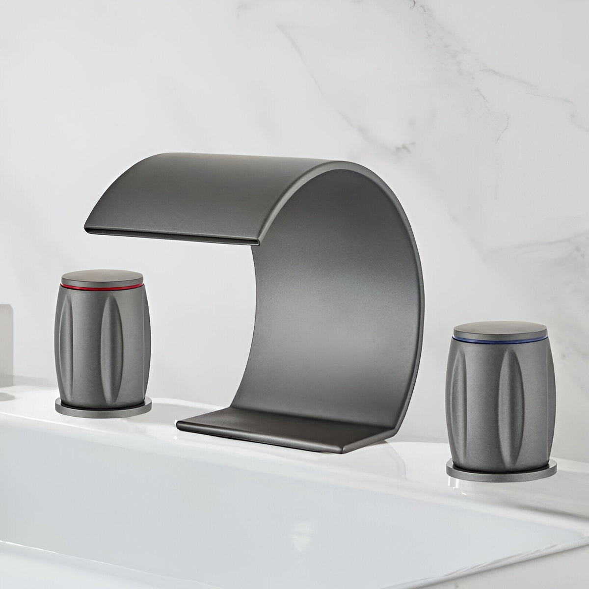 Robinet de lavabo 3 trous Sirena
