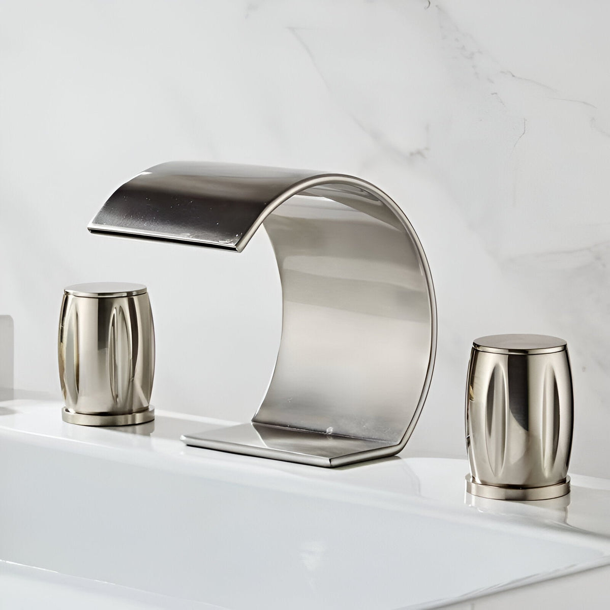 Robinet de lavabo 3 trous Sirena